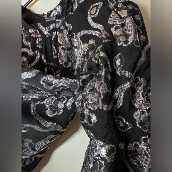 Rebecca Taylor Silk Blend Black Silver Lurex Metallic Bell Sleeve Blouse Size 8 - Picture 8 of 17